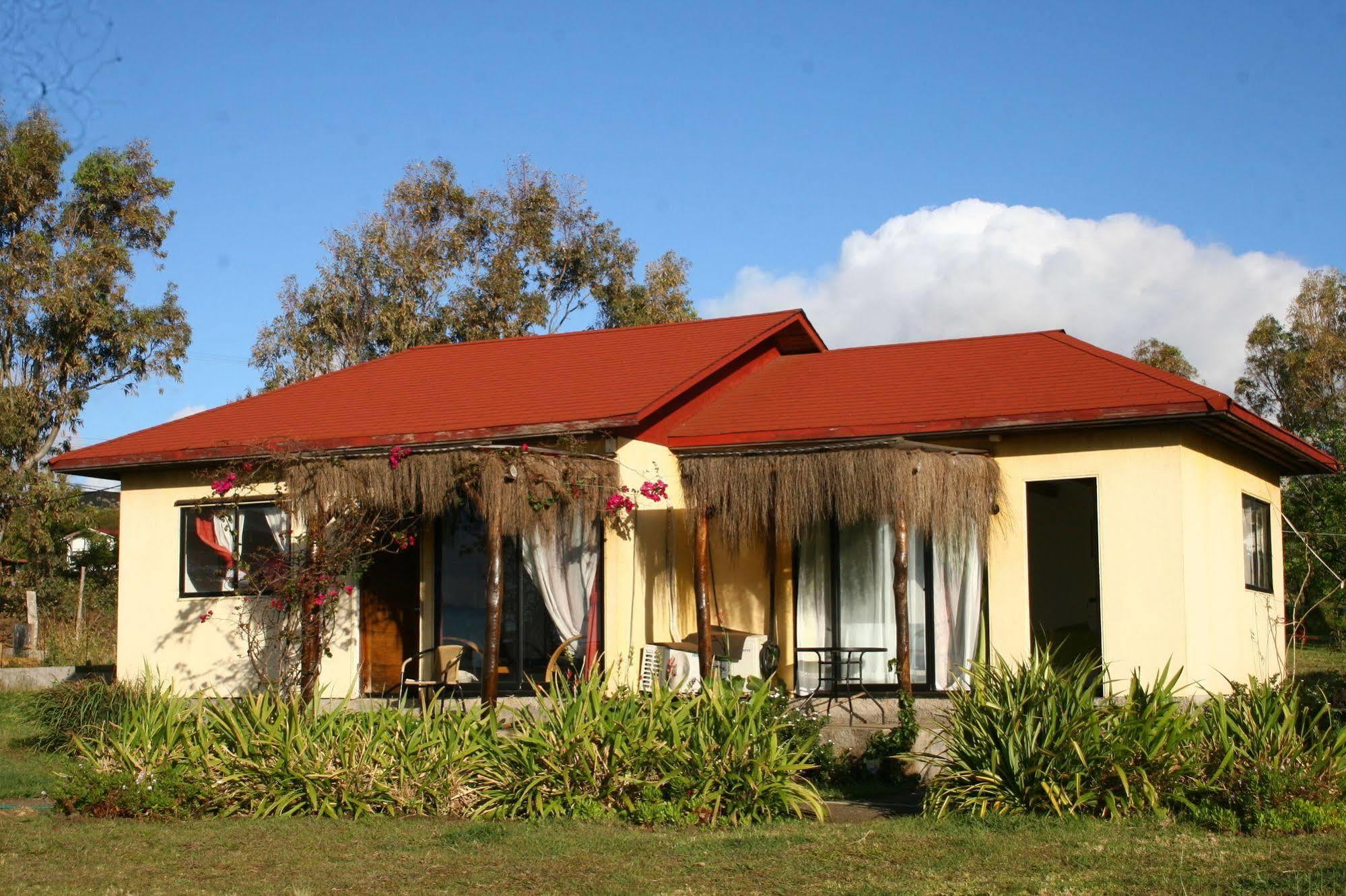 Hostal Sunset Hanga Roa Extérieur photo