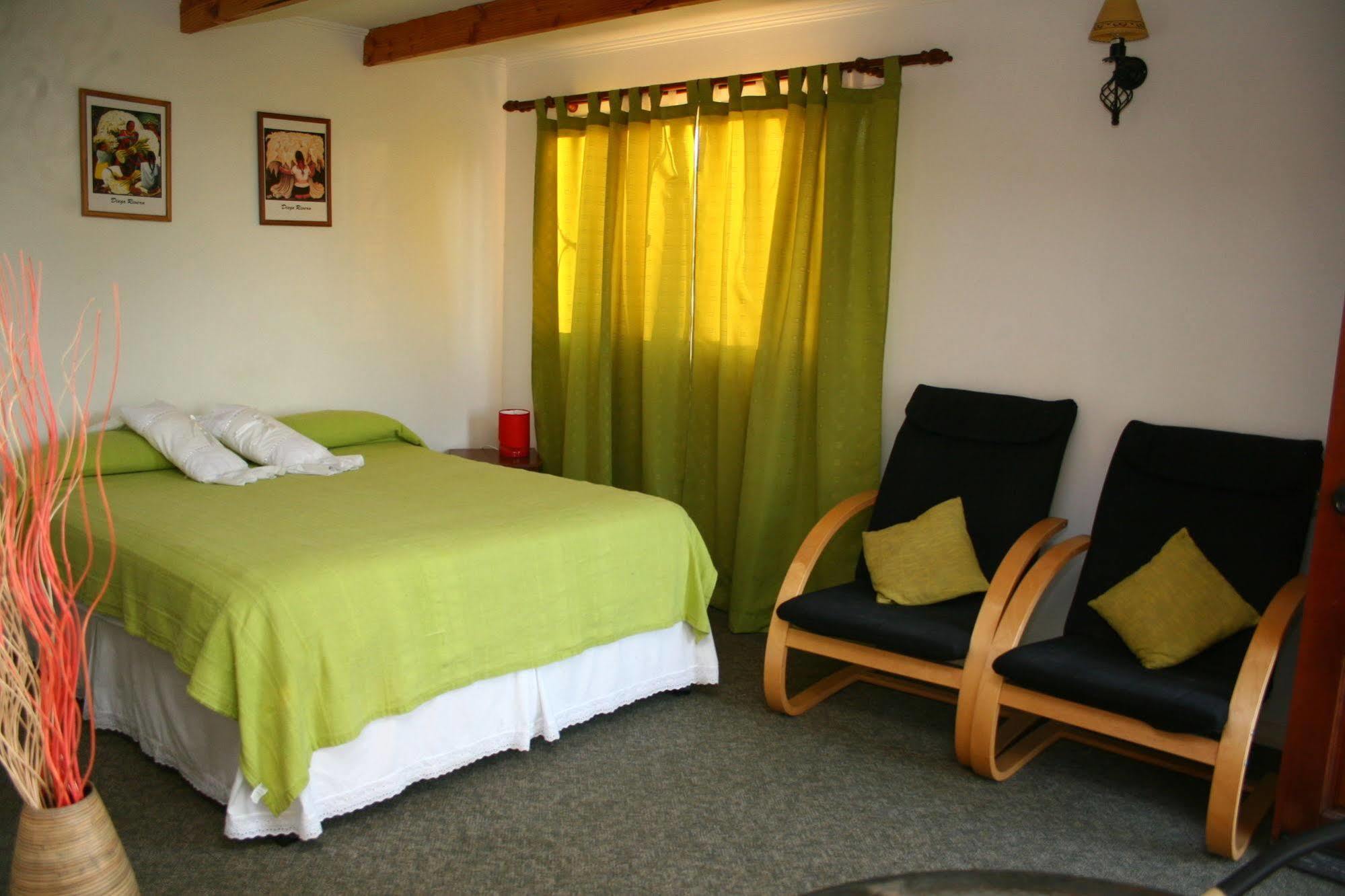 Hostal Sunset Hanga Roa Extérieur photo